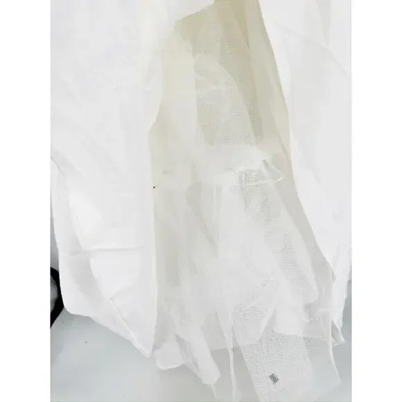 Mac Duggal 48855 White Classic A-Line V-Neck Ballgown Size 10 NWT
